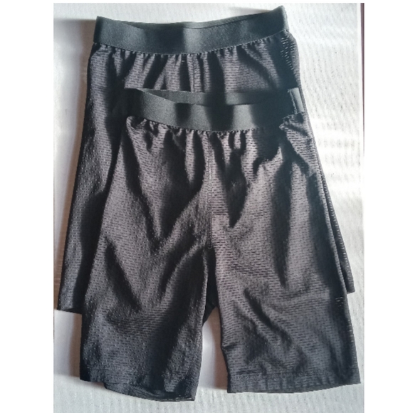 *bundle* Aritzia, TNA - Greenway Bike Shorts (xs) - Picture 2 of 8